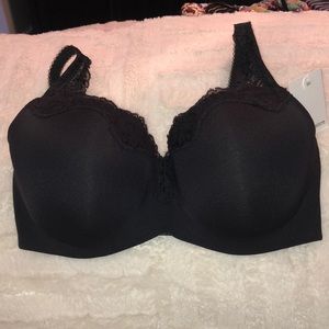 Le Mystere black bra